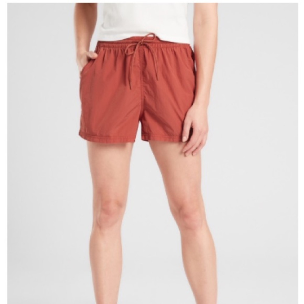 Athleta expedition shorts orangish red size 6 outdoor shorts summer shorts bike‍